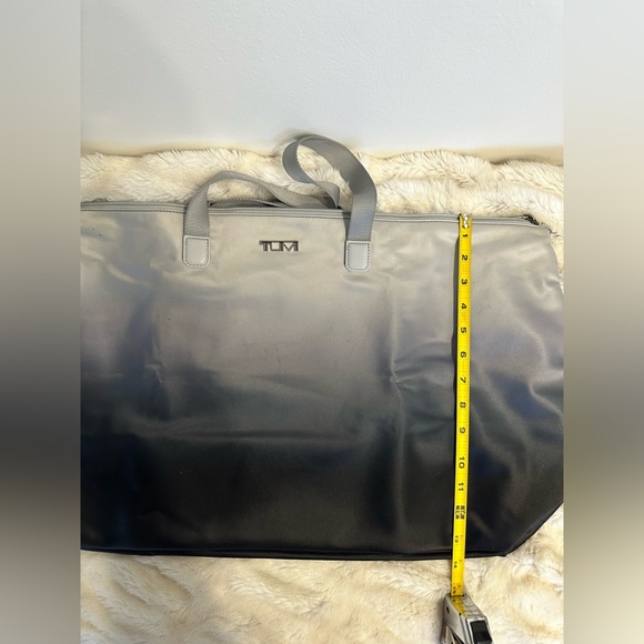 TUMI Gradient Gray and Black Travel Bag - Picture 7 of 15